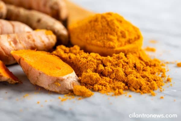 Turmeric root powder (curcumin)